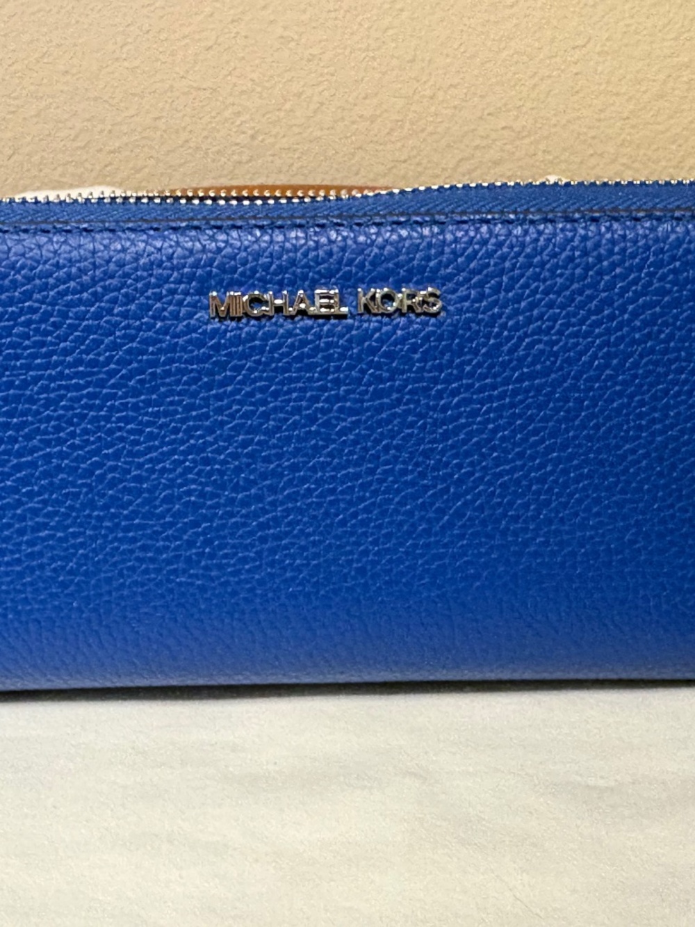 NWT Michael Kors Jet Set Travel Large Continental Zip-Around Wallet